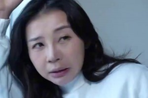 张曼源在美顺利生产，结果孩子一出生就开始带货了😬